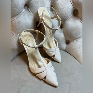 Woman's‎ Dress Shoes Jessica Simpson
Marlowe Pump Size 9